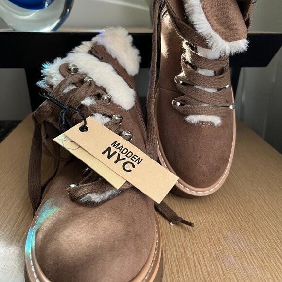 BNWT Madden NYC Faux Fur Cuff Lace Up Booties (8) in coffee tan / cream lining - Picture 2 of 10